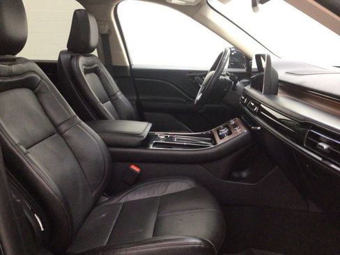 Used 2021 Lincoln Aviator Reserve w/ Elements Package Plus image 44
