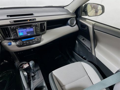 Certified 2018 Toyota RAV4 LE Plus image 21