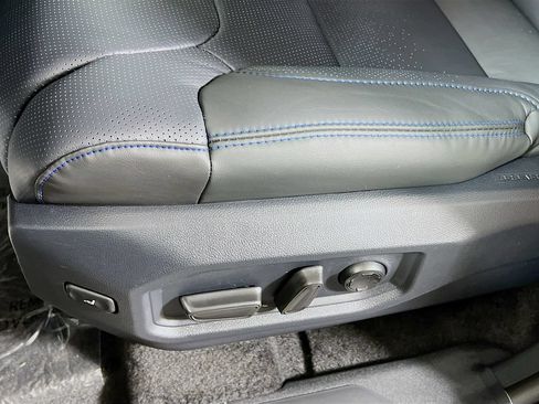 New 2026 Toyota Tundra Limited AWD/4WD image 15