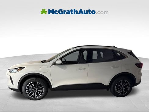 New 2025 Ford Escape SE image 9