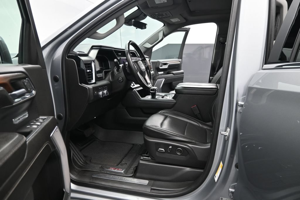 Used 2024 GMC Sierra 1500 Denali AWD/4WD image 14