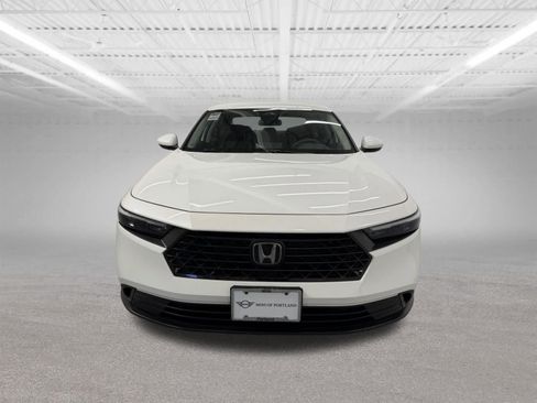 Used 2024 Honda Accord LX image 8