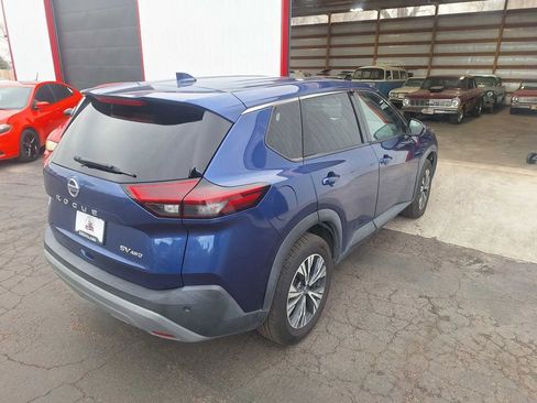 Used 2021 Nissan Rogue SV image 8