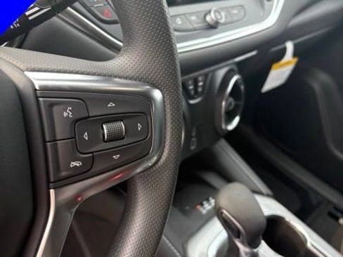 New 2026 Chevrolet Blazer LT w/ Convenience Package FWD image 16