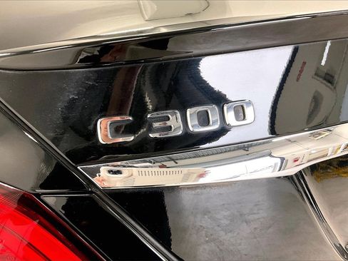 Used 2019 Mercedes-Benz C 300 Sedan image 9