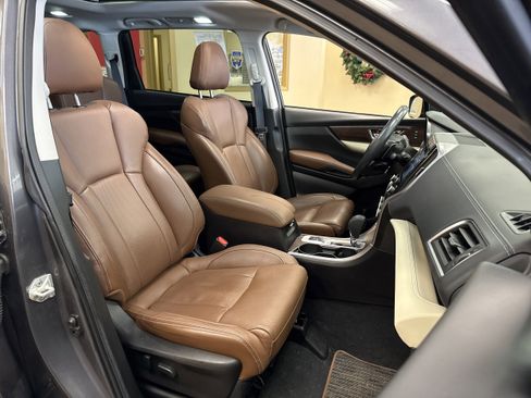 Used 2022 Subaru Ascent Touring w/ Popular Package #2A image 19