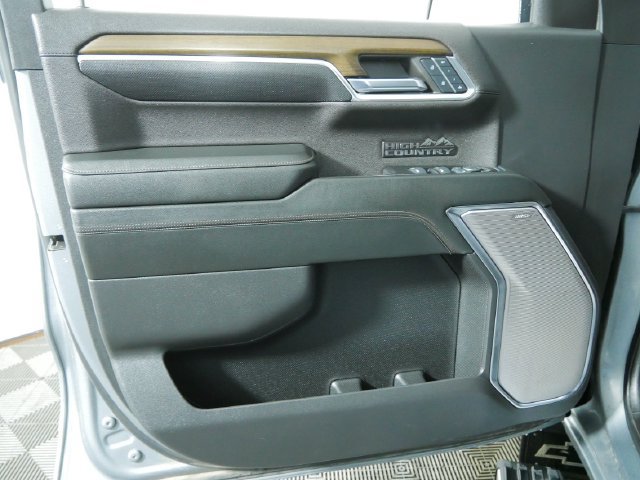 Used 2024 Chevrolet Silverado 1500 High Country AWD/4WD image 19