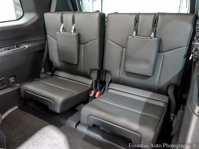 Used 2024 Lexus GX 550 w/ Accessory Package (Z1) AWD/4WD image 13