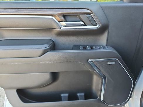 Used 2022 Chevrolet Silverado 1500 LT Trail Boss w/ Convenience Package II image 21