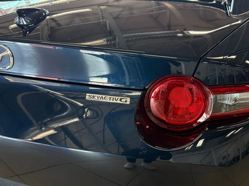 Used 2021 MAZDA MX-5 Miata RF Grand Touring image 13