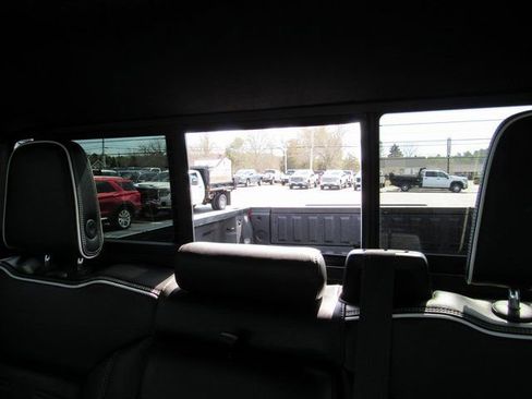 Used 2022 GMC Sierra 1500 AT4X image 31