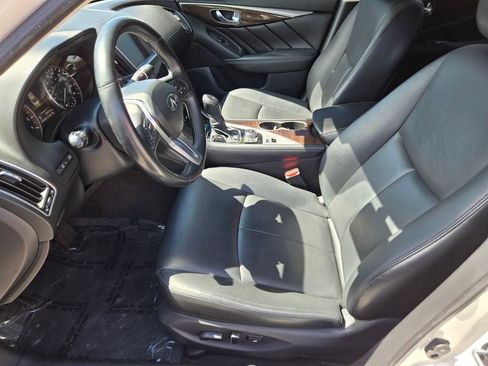Used 2018 INFINITI Q50 Luxe w/ Essential Package (3.0T Luxe) RWD image 10