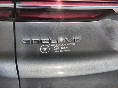 Used 2026 Buick Enclave Preferred w/ Power Package image 32