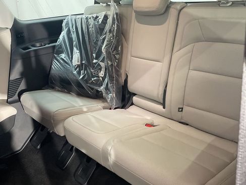 New 2026 Lincoln Navigator L Reserve AWD/4WD image 18