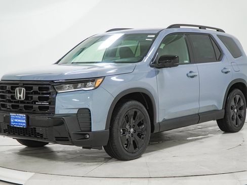 New 2026 Honda Pilot Black Edition image 3