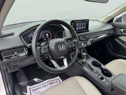 Used 2024 Honda Civic Touring image 31
