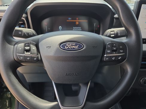 Used 2025 Ford Maverick XLT w/ Equipment Group 302A AWD/4WD image 18