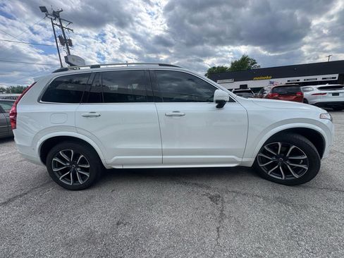 Used 2018 Volvo XC90 T6 Momentum w/ Convenience Package AWD/4WD image 7