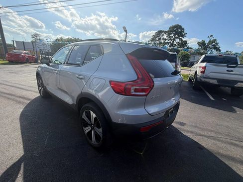 Used 2023 Volvo XC40 Recharge Plus AWD/4WD image 13