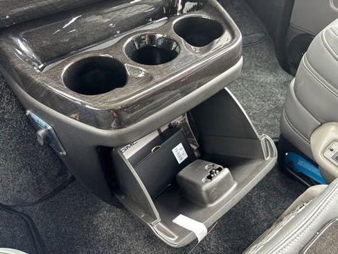 New 2026 GMC Savana 2500 w/ Driver Convenience Package RWD image 35
