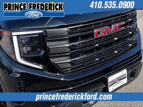 Used 2024 GMC Sierra 1500 Pro w/ Graphite Edition image 28