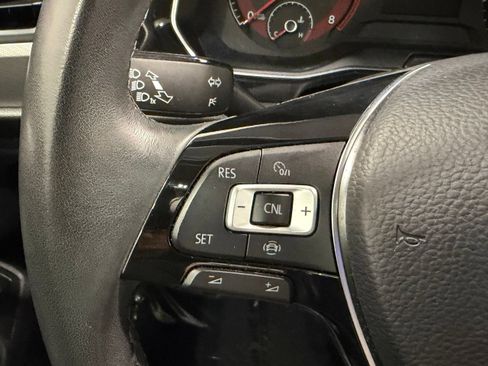 Used 2019 Volkswagen Jetta SE FWD image 36