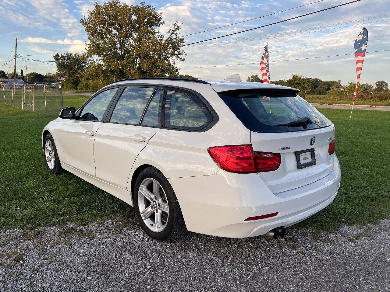Used 2014 BMW 328i xDrive Wagon AWD/4WD image 6