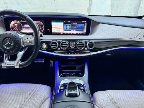 Used 2018 Mercedes-Benz S 63 AMG S 4MATIC Sedan image 40