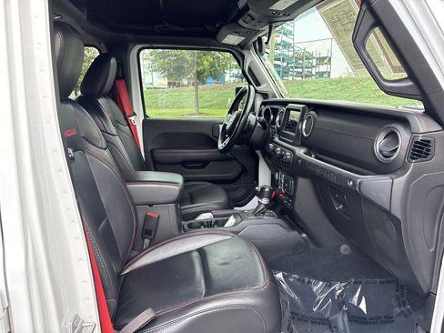 Used 2020 Jeep Wrangler Unlimited Rubicon w/ Quick Order Package 28Y Recon AWD/4WD image 23