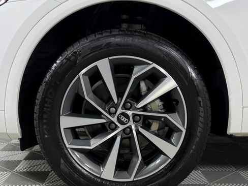 Used 2021 Audi Q5 2.0T Premium Plus w/ Premium Plus Package image 9