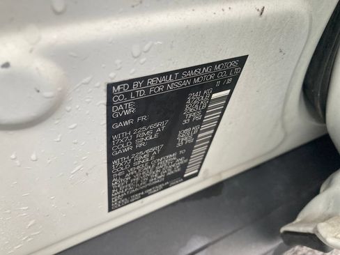 Used 2019 Nissan Rogue SV AWD/4WD image 37