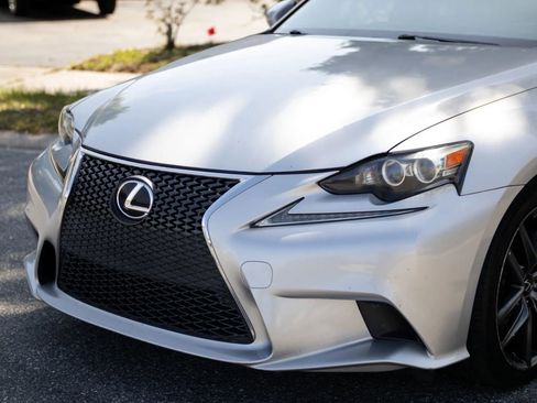 Used 2016 Lexus IS 200t w/ F Sport Package RWD image 6