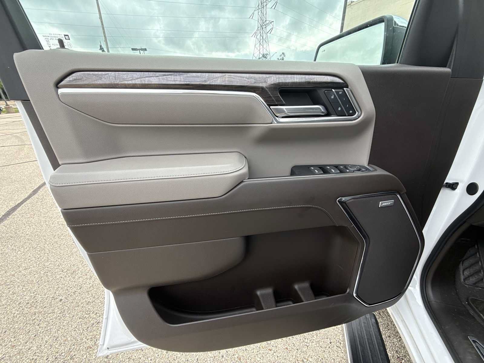 Certified 2024 Chevrolet Silverado 1500 LTZ w/ LTZ Premium Texas Edition AWD/4WD image 22