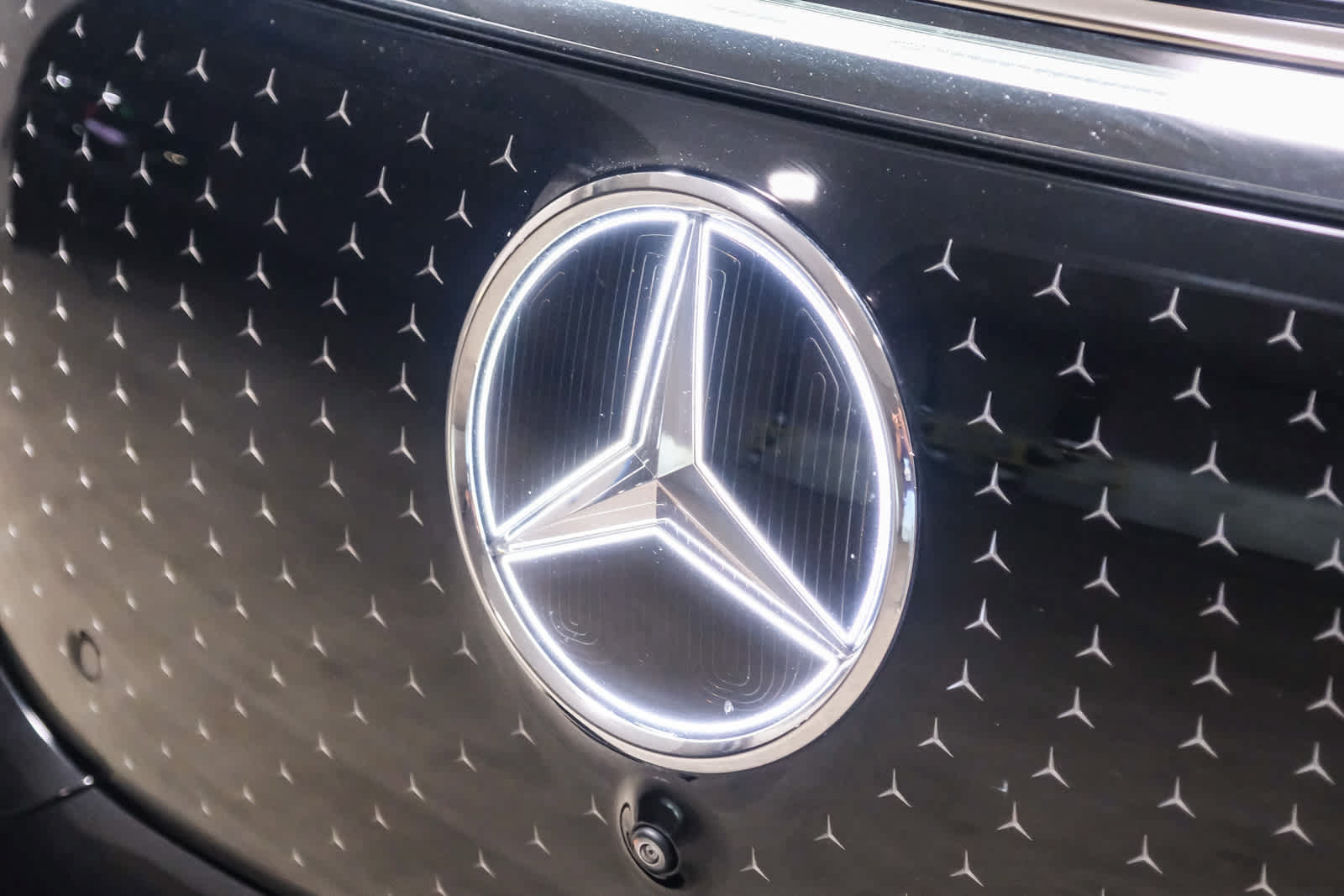 Certified 2023 Mercedes-Benz EQS 450+ SUV image 13