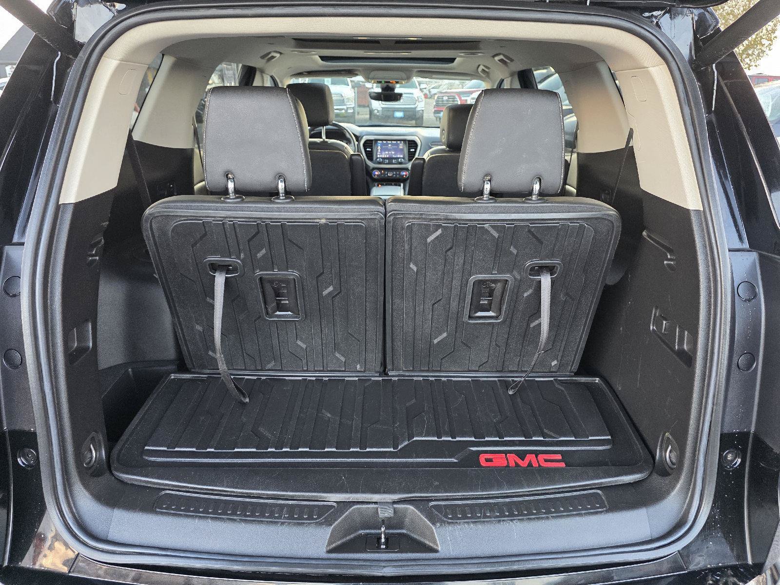 Used 2023 GMC Acadia Denali w/ Denali Ultimate Package AWD/4WD image 19