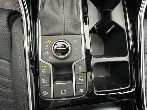 New 2026 Kia Sorento AWD image 44
