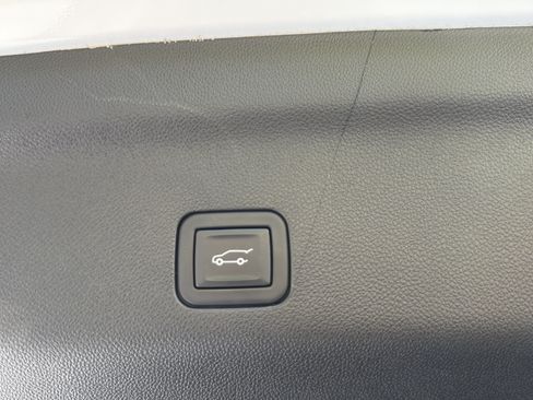 Used 2023 GMC Yukon XL AT4 w/ AT4 Premium Package AWD/4WD image 53
