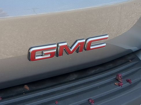 Used 2026 GMC Yukon Denali AWD/4WD image 31