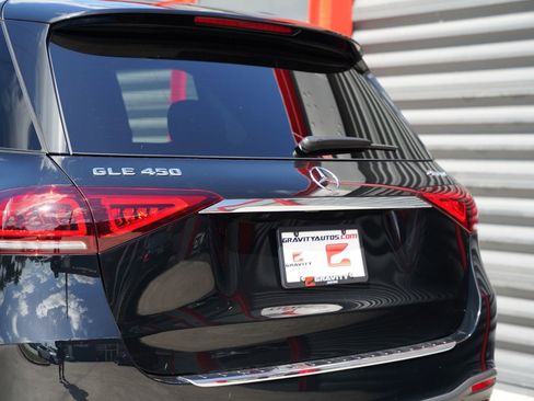 Used 2022 Mercedes-Benz GLE 450 4MATIC w/ Revised AMG Line Exterior image 10