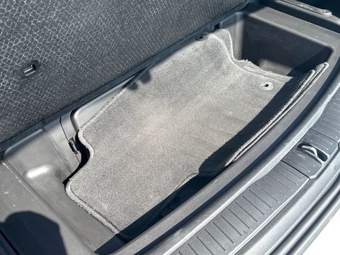 Used 2025 Jeep Grand Cherokee L Limited image 16