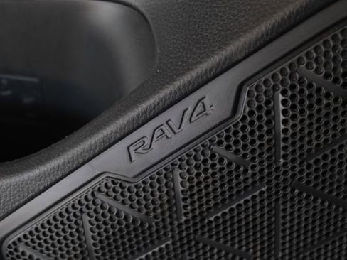 Used 2024 Toyota RAV4 XLE image 22