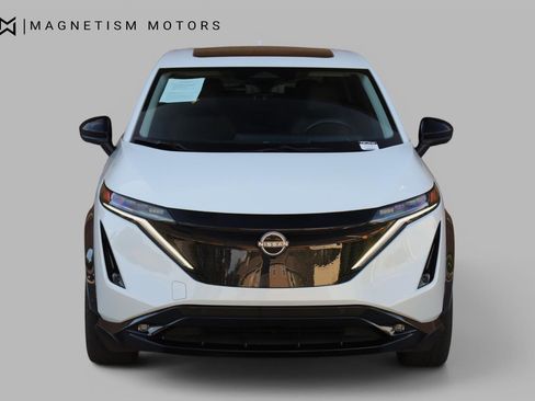 Used 2023 Nissan Ariya AWD image 5
