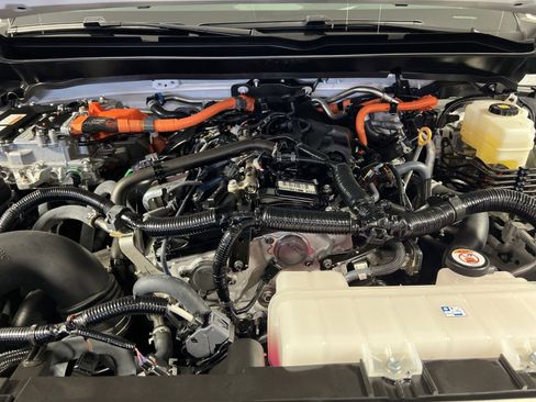 Used 2024 Toyota Tacoma TRD Sport image 28