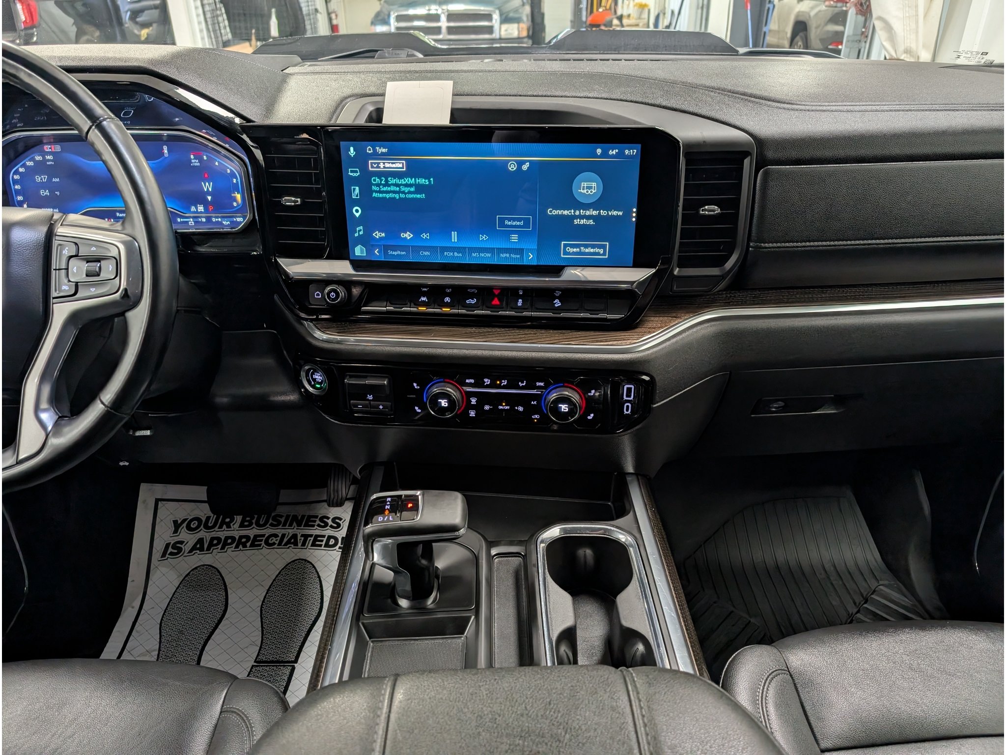 Used 2024 Chevrolet Silverado 1500 LT Trail Boss w/ Convenience Package II AWD/4WD image 14