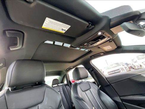 Used 2023 Audi A4 2.0T Premium Plus image 13