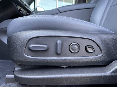 Used 2023 Buick Enclave Premium w/ LPO, Floor Liner Package image 17