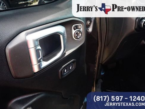 Used 2020 Jeep Wrangler Unlimited Sport AWD/4WD image 16