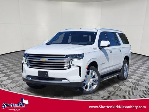 Used 2023 Chevrolet Suburban High Country image 1