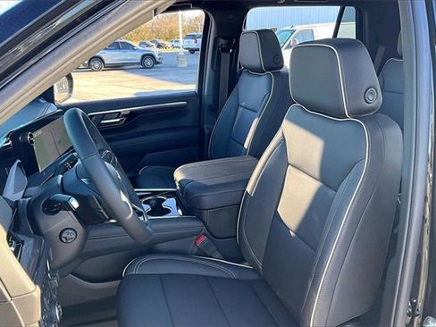 New 2026 Chevrolet Tahoe Premier w/ Sun And Tow Package image 9