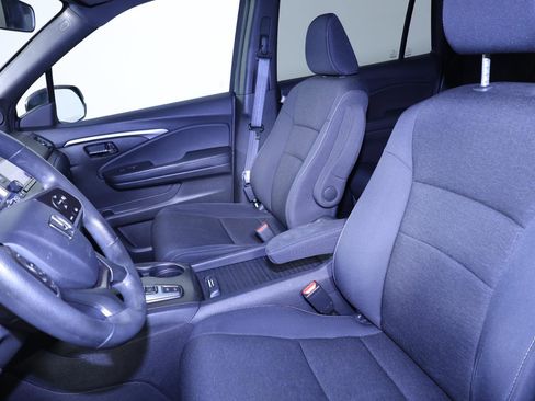 Used 2019 Honda Passport Sport image 24